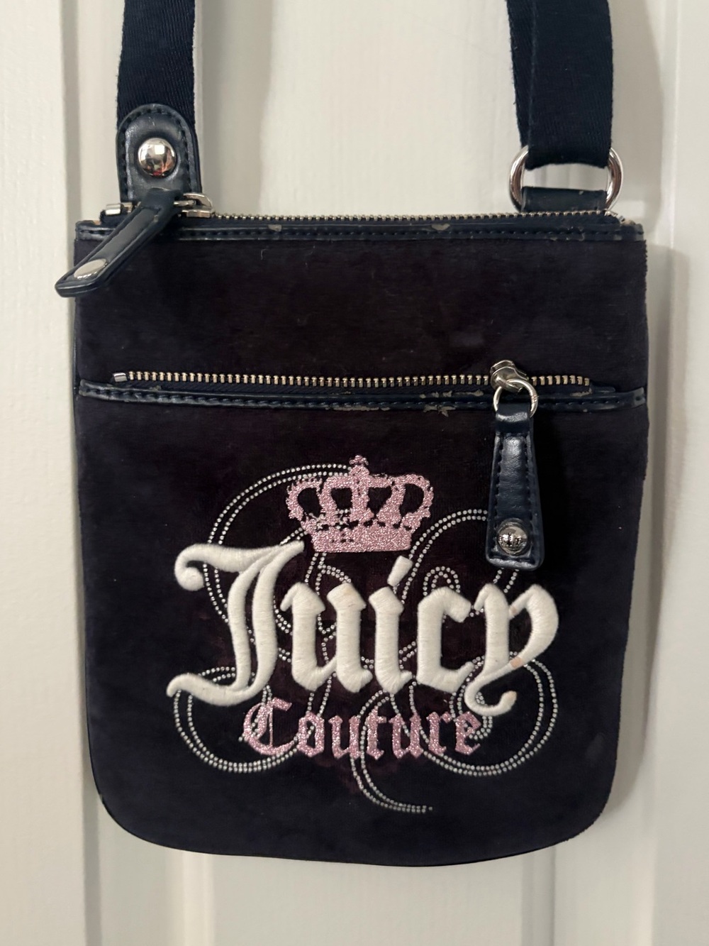 Juicy Couture Black Crossbody Bag 💋👑 - Picture 2 of 4